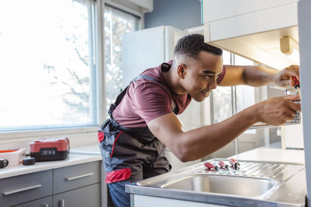 Best Clogged Drain Plumber  in Montezuma, IA